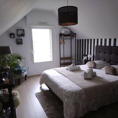 Chez Helene Bed & Breakfast Saint Coulomb Bagian luar foto