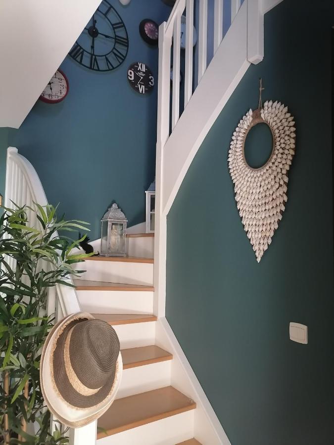 Chez Helene Bed & Breakfast Saint Coulomb Bagian luar foto