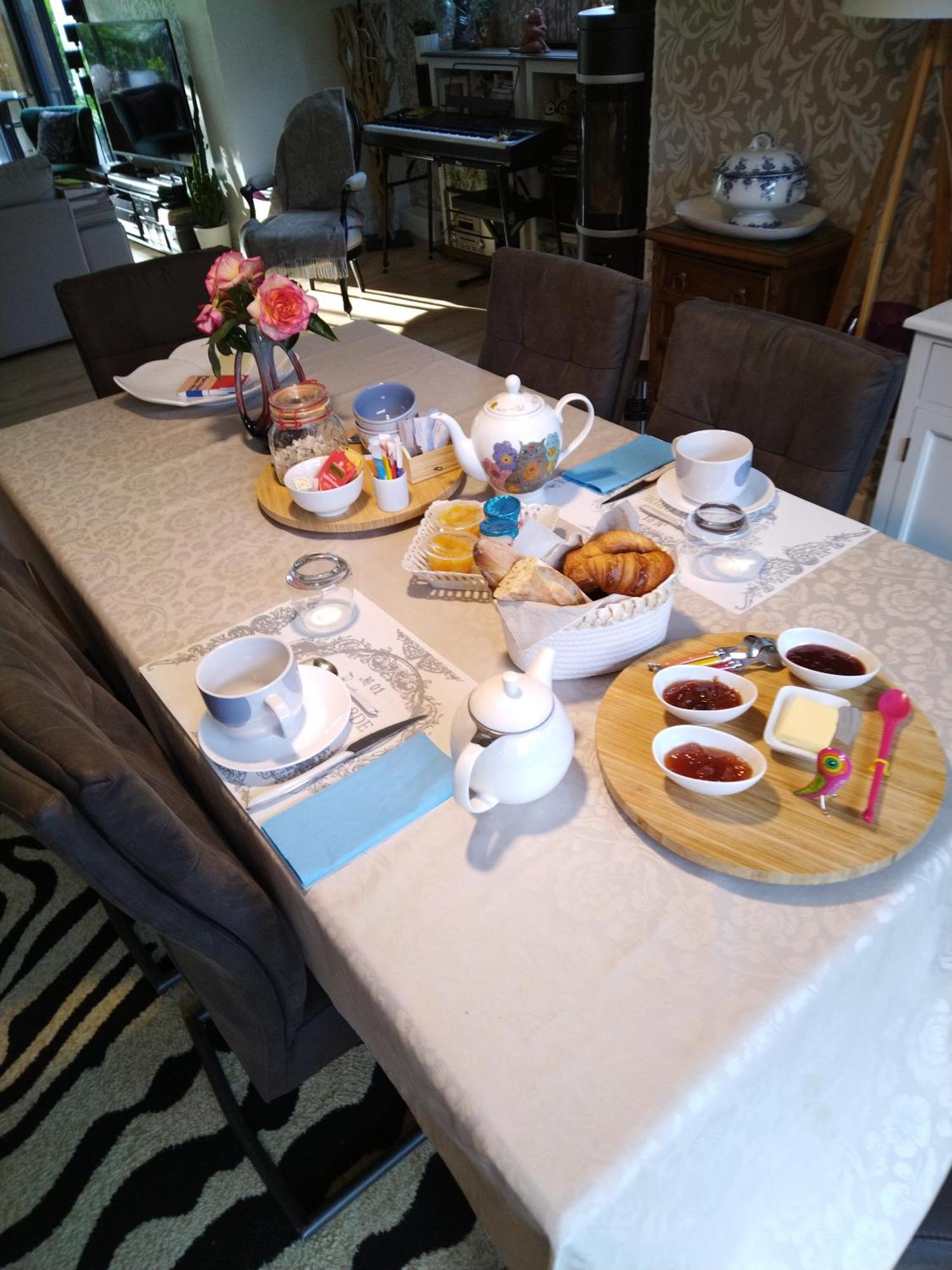 Chez Helene Bed & Breakfast Saint Coulomb Bagian luar foto